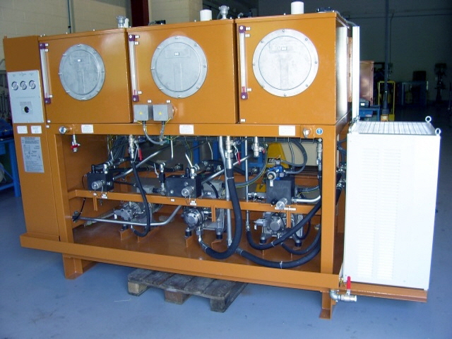 Centrale Oleodinamica ST-09-02 per macchine rettificatrici - cilindri di laminazione