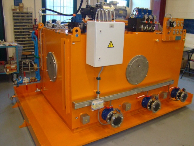Centrale Oleodinamica ST-10-65 per macchina caricatrice a spinta